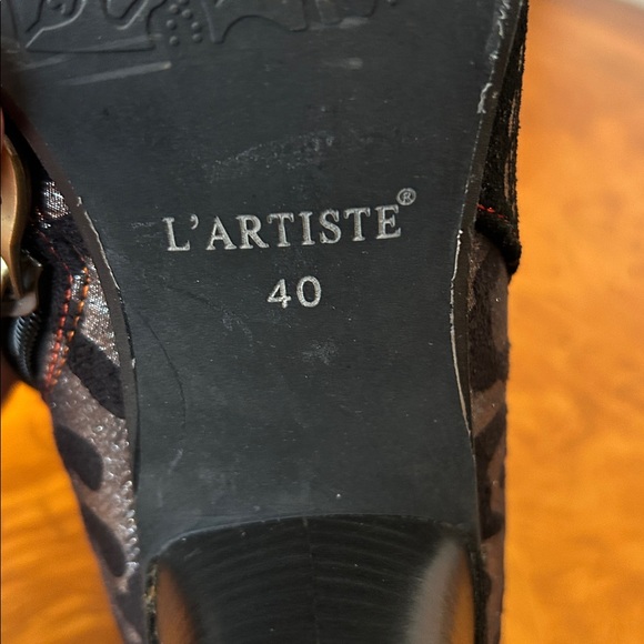 L’Artiste Black Lace Trim Heeled Boots - Picture 13 of 15